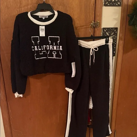 Madden Girl Black and White Cozy Pajama Set - Picture 1 of 6